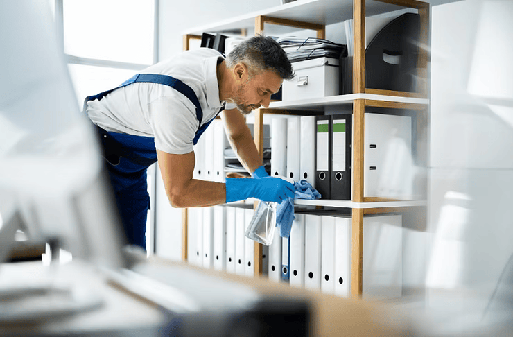 Top 5 Benefits of Hiring Professional Cleaning Services in Chicago